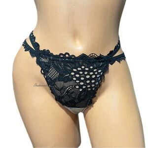 Victoria’s Secret Fashion Show Limited Edition Sexy Thong panty black nude M